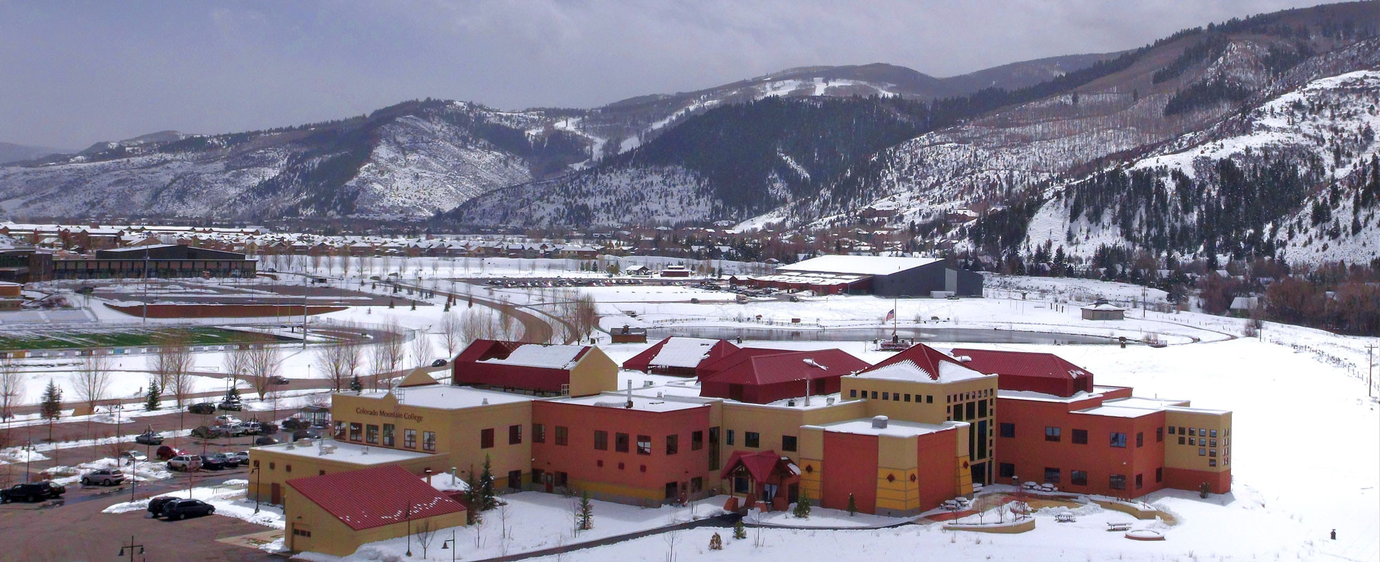 photo - panaramic shot of the CMC Vail Valley in Edwards campus