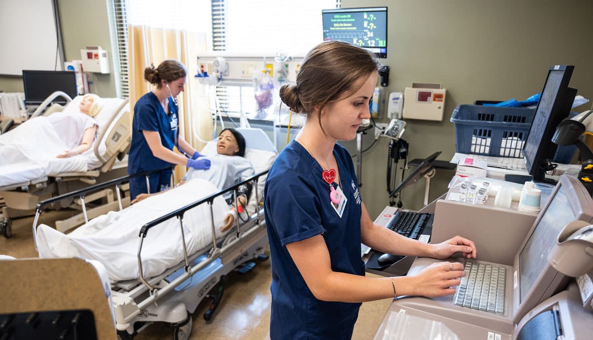 Two CMC Nursing students in the nursing simulation lab at CMC Breckenridge.